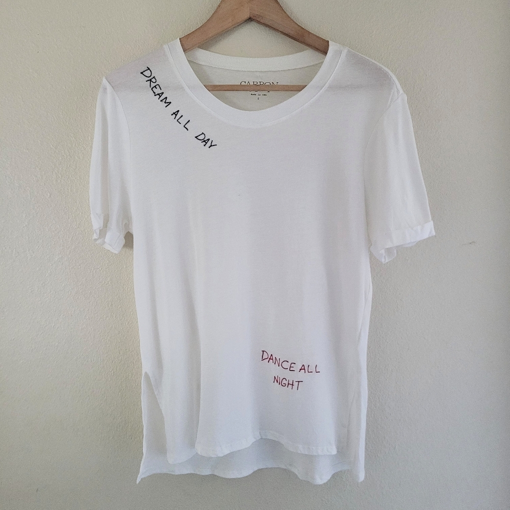 NWOT Carbon Copy stitch tee S